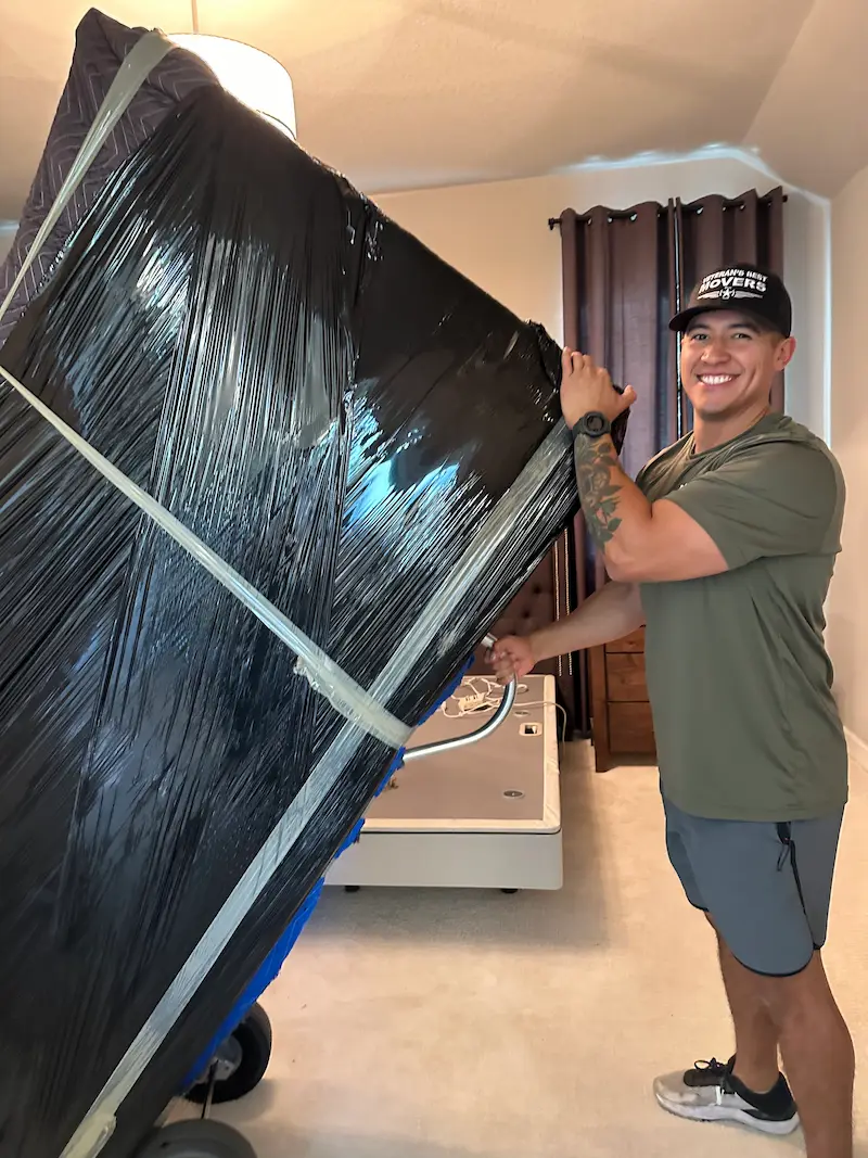 Veterans Best Movers Team